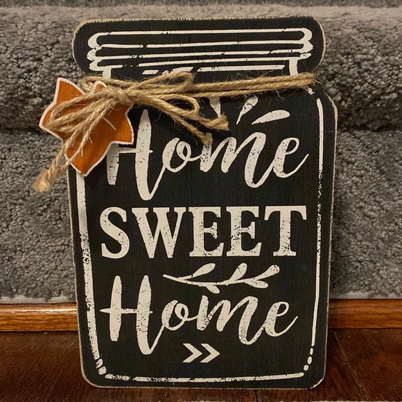 “Home Sweet Home” Decor - Picture 1 of 6